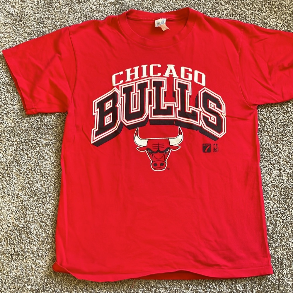 Logo7 Chicago Bulls NBA shirt logo seven